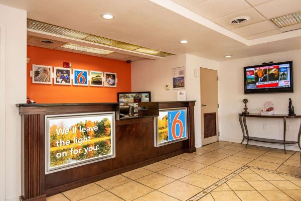 COLONIAL INN KINGSPORT (Kingsport)